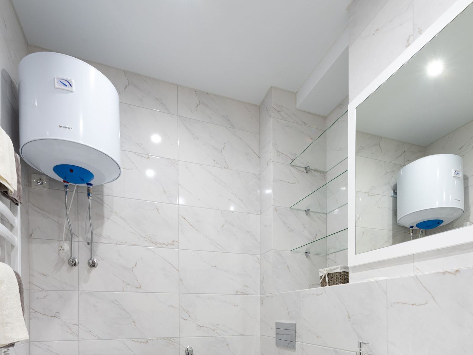 Electric Water Heater Services service in Milwaukee, WI